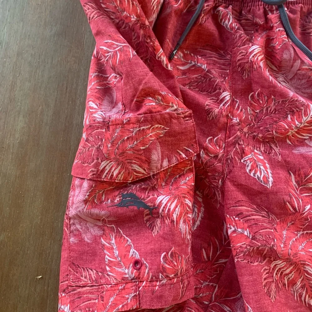 Tommy Bahama swim trunks - Picture 4 of 8